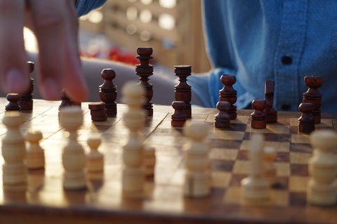 Who Goes First in the Game of Chess? Play Chess Game