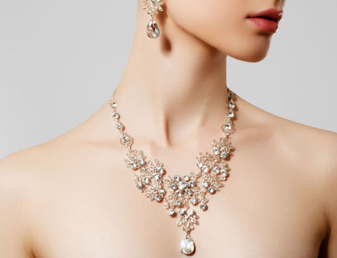 Unveiling The Symbolism Behind Diamond Necklaces: What Do They Mean?
