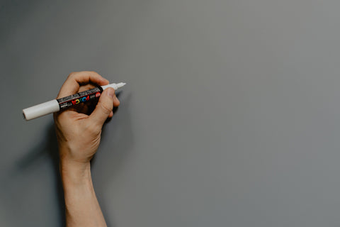Why are There No Pens Designed for Left-Handed People? Best Fountain Pen
