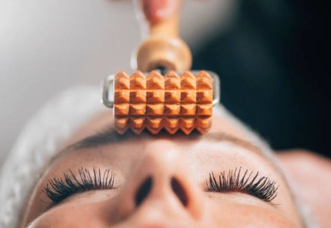 What is all the Hype About Wood Therapy Body Contouring?