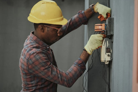 How a Commercial Electrician in Sydney Supports Workplace Safety
