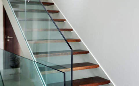 Safety Meets Style: Elevate Your Space with Sleek and Secure Glass Balustrades