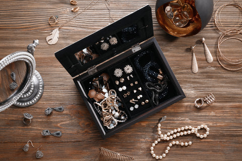 What are the Best Ways to Organize Your Earrings?