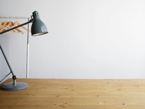 What to Look for When Choosing a Small Wooden Writing Desk?