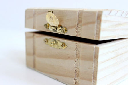Protecting Your Wooden Jewelry: A Comprehensive Guide on Maintenance