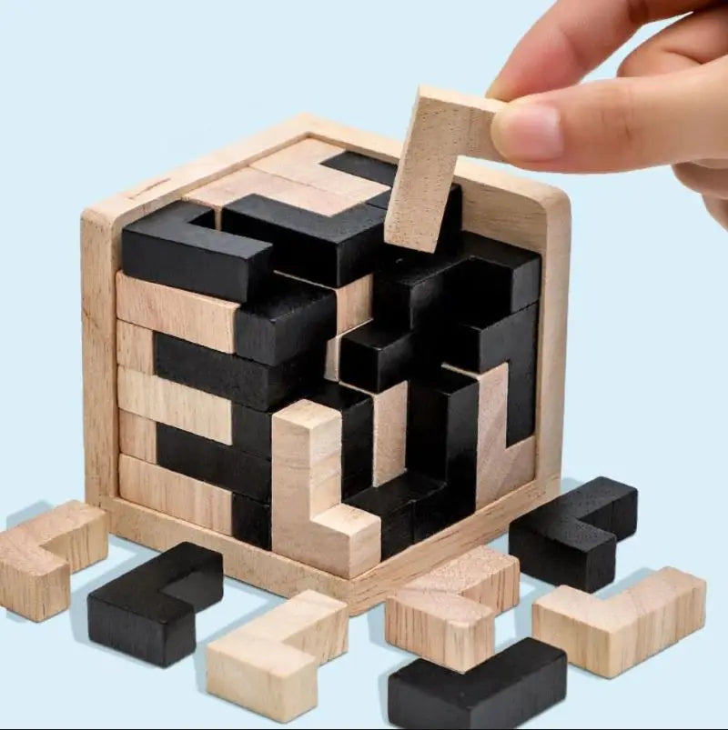 Wooden Rubik's Cube Puzzle - Wooden Earth